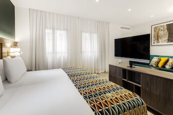 Eurostars Puerta Real Hotel