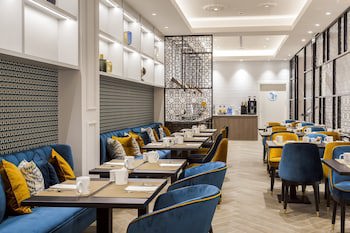 Eurostars Puerta Real Hotel