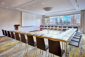 Courtyard by Marriott Dusseldorf Hafen galeri fotoğrafı