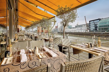 Courtyard by Marriott Dusseldorf Hafen galeri fotoğrafı