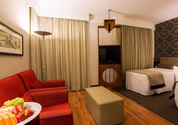 Estanplaza Funchal - Faria Lima
