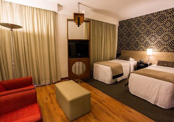 Estanplaza Funchal - Faria Lima