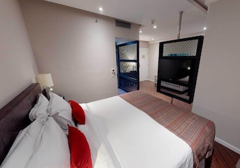 Estanplaza Funchal - Faria Lima