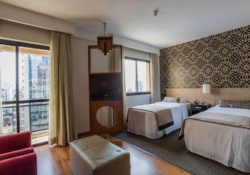 Estanplaza Funchal - Faria Lima