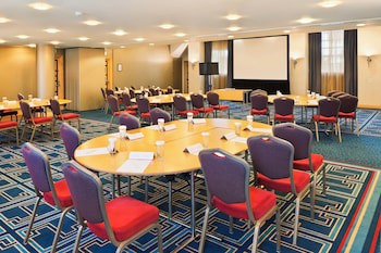 Crowne Plaza Liverpool - John Lennon Airport, An Ihg Hotel