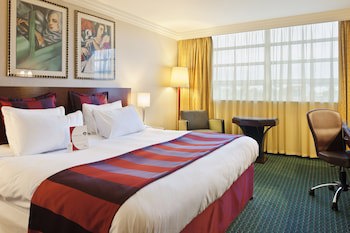 Crowne Plaza Liverpool - John Lennon Airport, An Ihg Hotel
