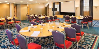 Crowne Plaza Liverpool - John Lennon Airport, An Ihg Hotel