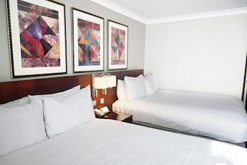 Crowne Plaza Liverpool - John Lennon Airport, An Ihg Hotel