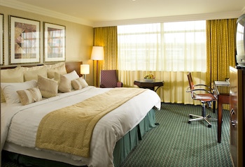 Crowne Plaza Liverpool - John Lennon Airport, An Ihg Hotel