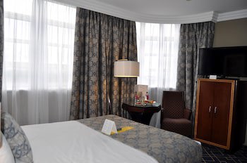 Crowne Plaza Liverpool - John Lennon Airport, An Ihg Hotel