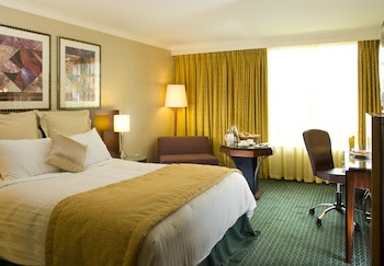 Crowne Plaza Liverpool - John Lennon Airport, An Ihg Hotel