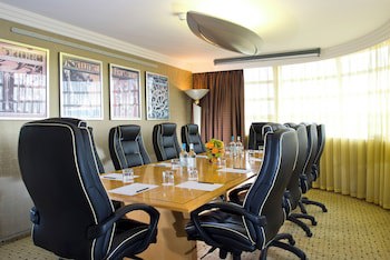 Crowne Plaza Liverpool - John Lennon Airport, An Ihg Hotel
