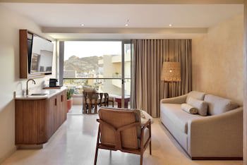 Corazon Cabo, A Noble House Resort