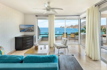 Corazon Cabo, A Noble House Resort