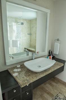 Corazon Cabo, A Noble House Resort