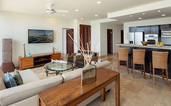 Corazon Cabo, A Noble House Resort