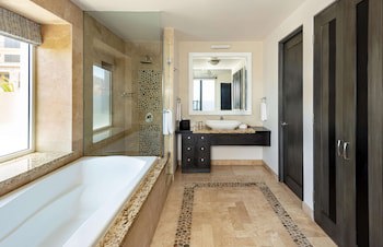 Corazon Cabo, A Noble House Resort
