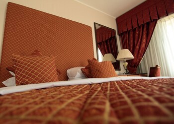 Golden Jubilee Hotel