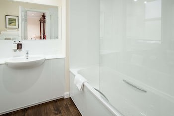 The Inveraray Inn, Bw Signature Collection
