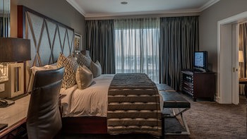 Intercontinental Johannesburg O.R Tambo Airport, An Ihg Hotel