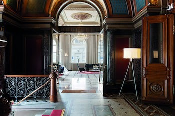 Elite Plaza