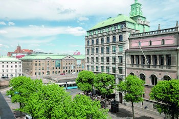 Elite Plaza