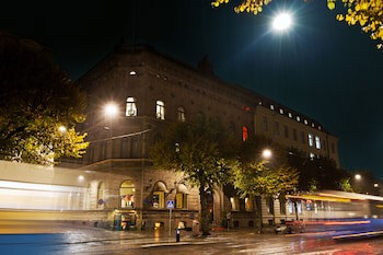 Elite Plaza