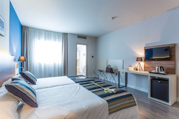 Urban Dream Granada Hotel