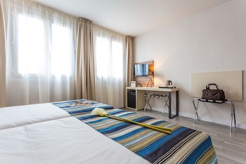 Urban Dream Granada Hotel
