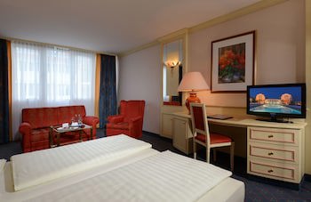 The Monarch Hotel galeri fotoğrafı