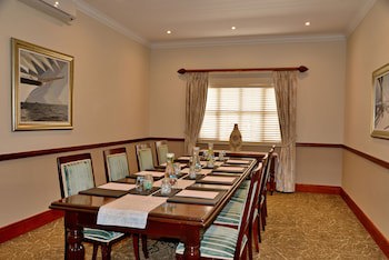 Courtyard Hotel Gqeberha
