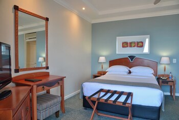 Courtyard Hotel Gqeberha