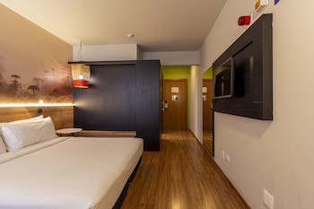 Hotel Cassino Tower Curitiba Aeroporto By Nacional Inn