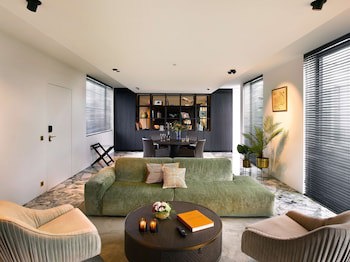 Hotel Damier