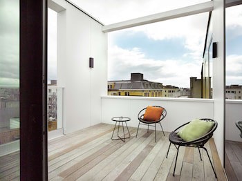 Hotel Damier
