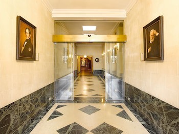 Hotel Damier