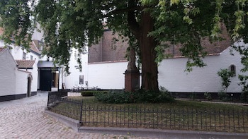 Hotel Damier
