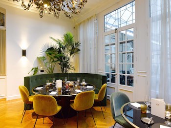 Hotel Damier