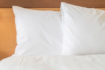 Holiday Inn Express Milton Keynes, An Ihg Hotel