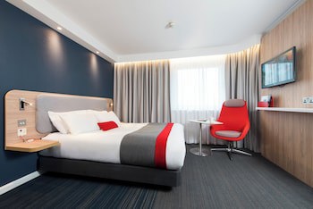 Holiday Inn Express Milton Keynes, An Ihg Hotel