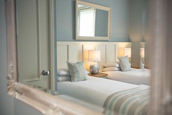George Hotel, Bw Signature Collection