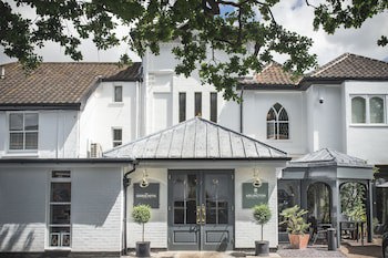 George Hotel, Bw Signature Collection