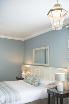 George Hotel, Bw Signature Collection