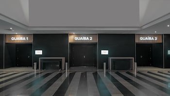 Hotel Deville Prime Porto Alegre