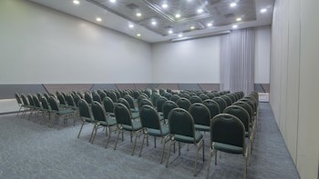 Hotel Deville Prime Porto Alegre