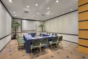 Hotel Deville Prime Porto Alegre
