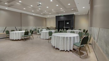 Hotel Deville Prime Porto Alegre