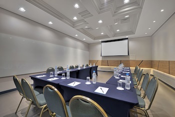 Hotel Deville Prime Porto Alegre