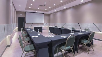 Hotel Deville Prime Porto Alegre