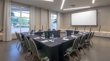 Hotel Deville Prime Porto Alegre